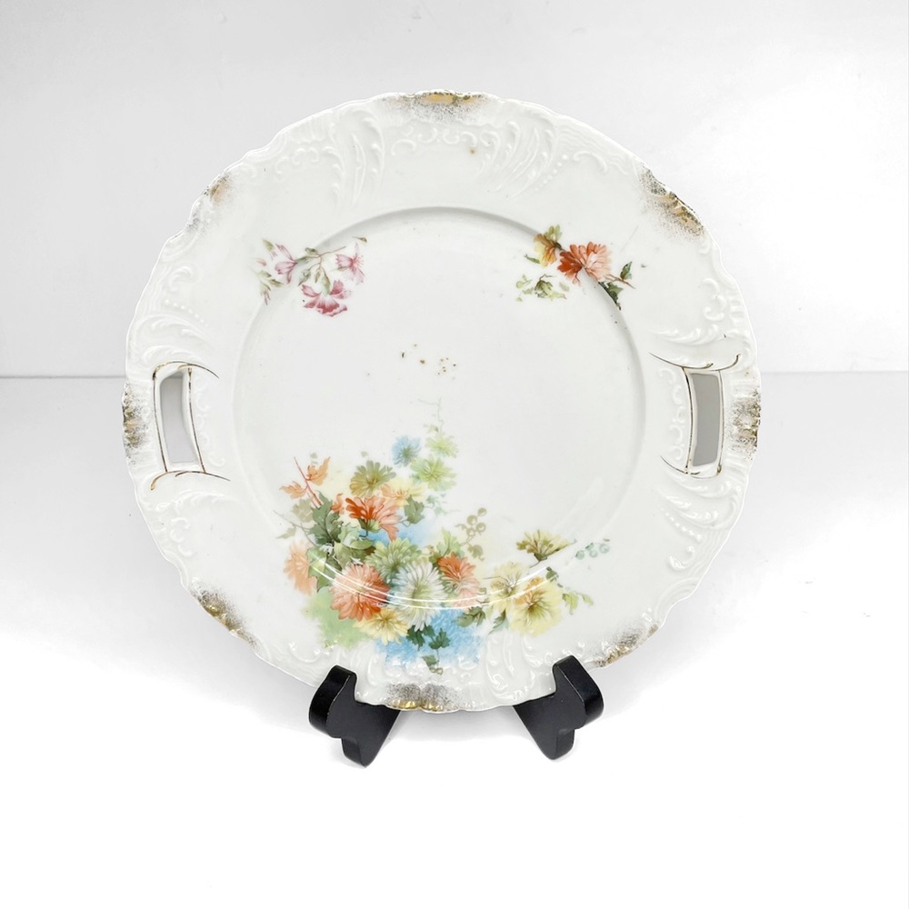 Vintage Pair of Gold Accent Bavarian China Plates - Picture 8 of 13